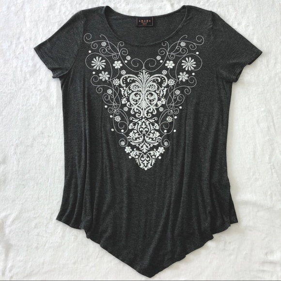 Amana Short Sleeve Floral Pointed Hem Top size Medium - Picture 1 of 10